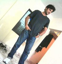 Nitin - Intérprete masculino de adultos in Solapur
