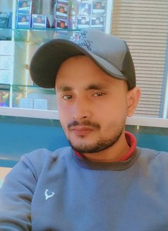 Nitin Pandit - Acompañantes masculino in New Delhi Photo 1 of 2