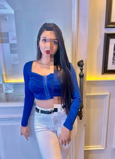 Nitu - escort in Pondicherry Photo 2 of 3