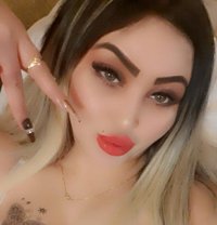 Nitu - escort in Singapore