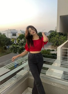 Nitya - escort in Kochi Photo 1 of 4