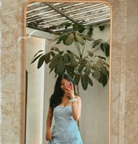Nitya Poi - puta in Da Nang