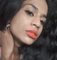 Nivedha - Acompañantes transexual in Chennai