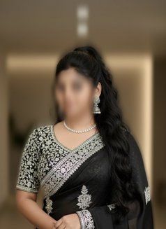 Nivi Independent Girl for Cam Session - escort in Bangalore Photo 2 of 6
