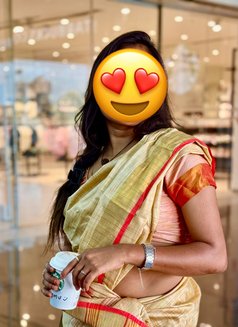 Nivi Tamil Ponnu Verified Real & Cam - puta in Chennai Photo 14 of 18
