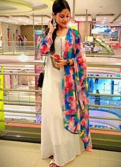 Nivyu Escort Service - escort in Mysore Photo 3 of 3