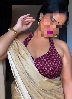 Cam service - escort in Ahmedabad Photo 1 of 2