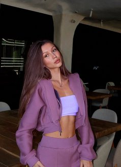 Nixie - escort in Dubai Photo 1 of 6