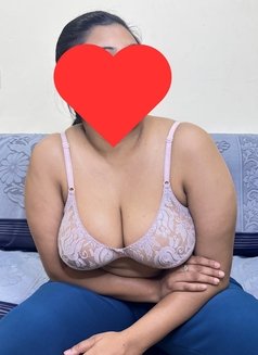 Niya For Cam Only - adult performer in Noida Photo 1 of 5