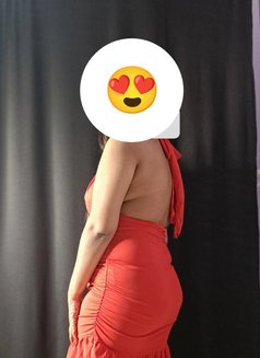 Niya - escort in Dubai Photo 1 of 1