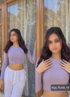 Niya Patel - escort in Ahmedabad Photo 1 of 3
