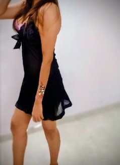 Niya Singh - escort in Mumbai Photo 3 of 3