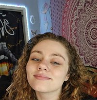 Nicole - puta in Ajmān