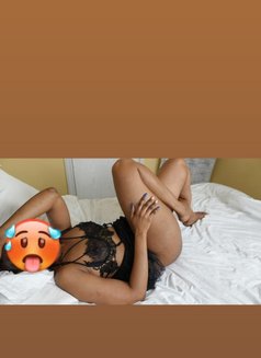 Njeri Slimthick🥰 - escort in Nairobi Photo 2 of 4