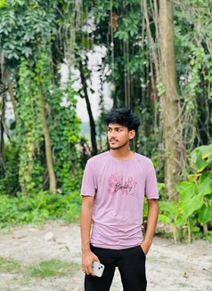 Nm Capton - Acompañantes masculino in Comilla Photo 3 of 5