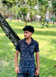 Nm Capton - Acompañantes masculino in Comilla Photo 5 of 5