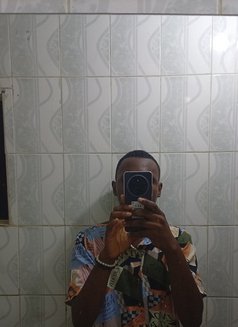 Nnamdi - Male escort in Abuja Photo 2 of 3