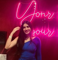 ꧁꧂LUXURY HIGH PROFILE CALL GIRLS 24X7 ꧁꧂ - puta in Noida