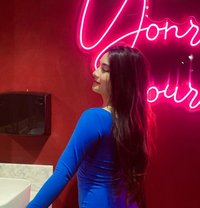 ꧁꧂LUXURY HIGH PROFILE CALL GIRLS 24X7 ꧁꧂ - puta in Noida