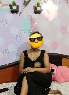 No Advance Cash on Delivery Oyo ₹8000 - escort in New Delhi Photo 2 of 8