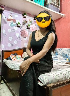 No Advance Cash on Delivery Oyo ₹8000 - escort in Noida Photo 5 of 8