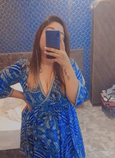 REASONABLE Rs-Direct PAY To Girl In Room - puta in Lucknow Photo 5 of 5