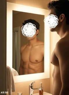 No Advance Home & Hotel - Male escort in Gurgaon Photo 1 of 4