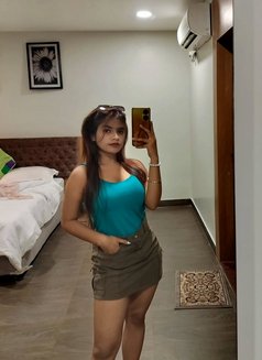 No Advance Home and Hotel Myself Service - escort in Kolkata Photo 4 of 6