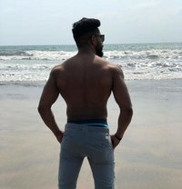 No Advance Low Rate - Acompañantes masculino in New Delhi