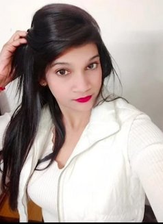 DIVIYA INDEPENDENT CALL GIRL SERVICE - escort in Noida Photo 3 of 4
