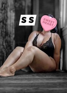 No Agent Direct real meet available - escort in Hyderabad Photo 3 of 4