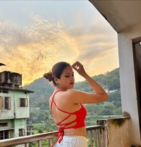 No Any Advance Payment Will in hand - escort in Kolkata