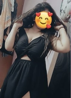 NO BROKERAGE //CAM SHOW & REAL MEET🤍10 - puta in Pune Photo 2 of 2