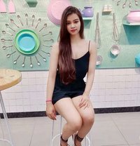 ꧁༒🦋 CAM QUEEN 🧿& MEET GFE ༒꧂ 🥂, esco - escort in Hyderabad Photo 1 of 3