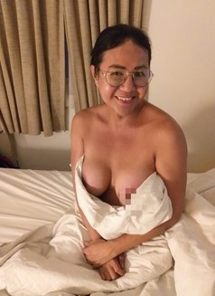 PURE HARDFUCKER TOP TS MISTRESS - Transsexual escort in Manila Photo 14 of 16