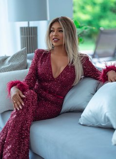 Noa Aliya - escort in Brussels Photo 4 of 10