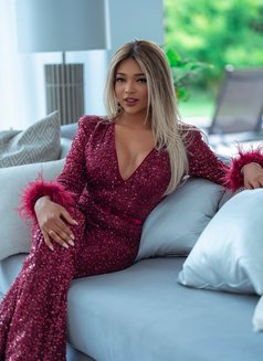 Noa Aliya - escort in Brussels Photo 5 of 10
