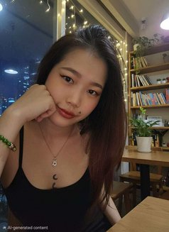 Noah - escort in Dubai Photo 4 of 4