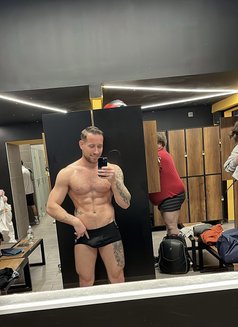 Noah - Acompañantes masculino in Manila Photo 8 of 8