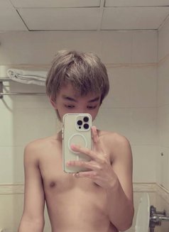 Noah - Acompañantes masculino in Bangkok Photo 9 of 10