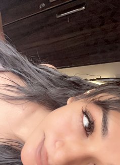 Noah vc or videos - Transsexual escort in Bangalore Photo 13 of 17
