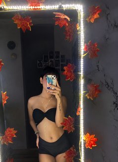 Noah vc or videos - Transsexual escort in Bangalore Photo 15 of 17