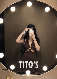 Vc/videos/meet - Transsexual escort in Candolim, Goa Photo 17 of 26