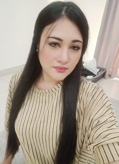 Nobar - masseuse in Dammam Photo 4 of 6
