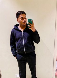 Noddy - Male escort in Mumbai Photo 1 of 3