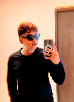 Noddy - Male escort in Mumbai Photo 2 of 3