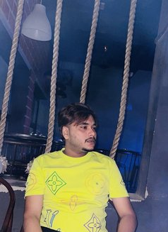 Noddy - Male escort in Mumbai Photo 3 of 7