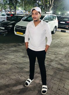 Noddy - Male escort in Mumbai Photo 7 of 7