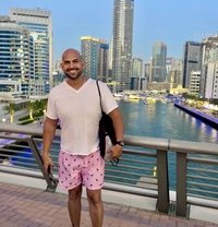 Noel - Male escort in Dubai