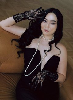 Noemi - escort in Dubai Photo 7 of 10